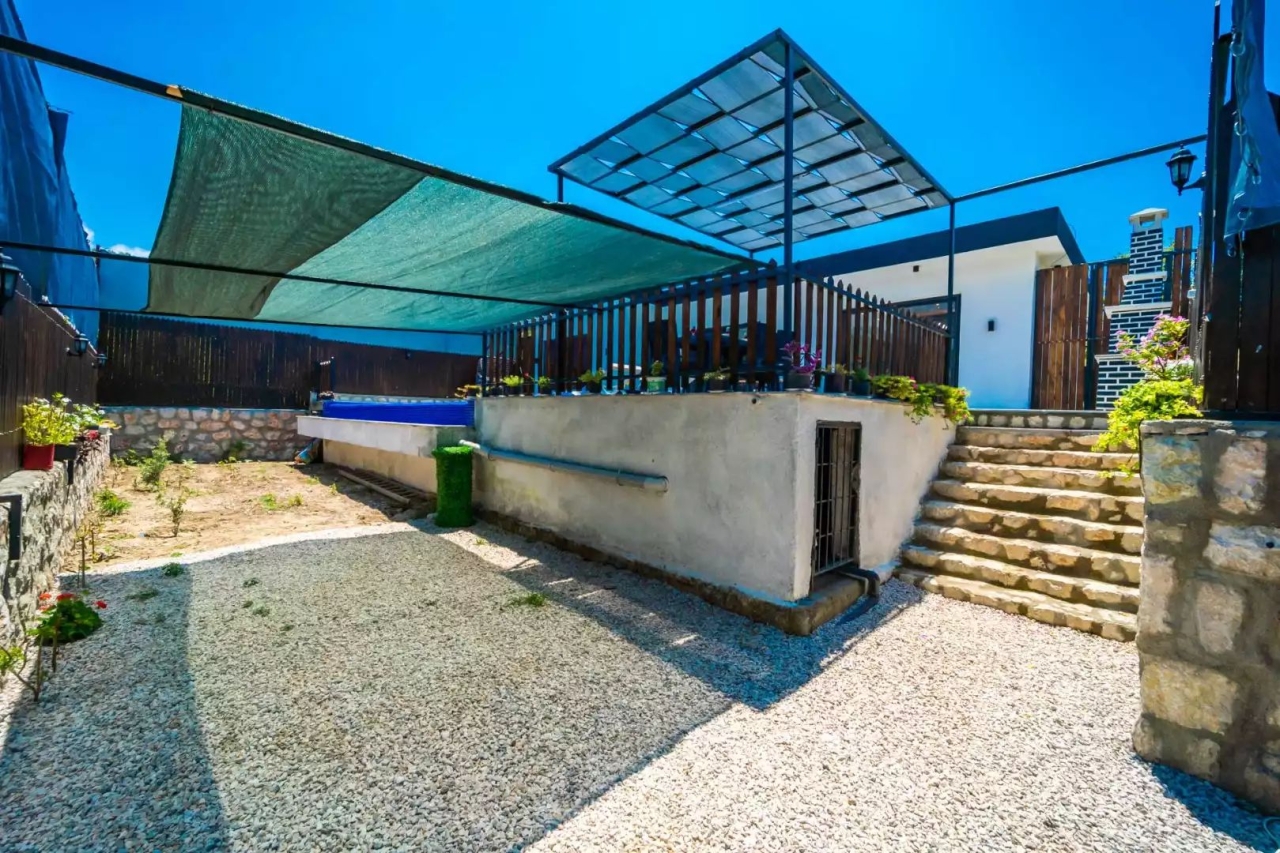 Villa Venom