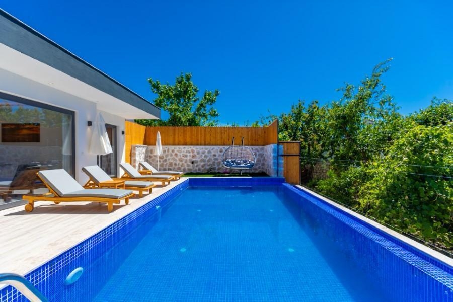 Villa Adem 2