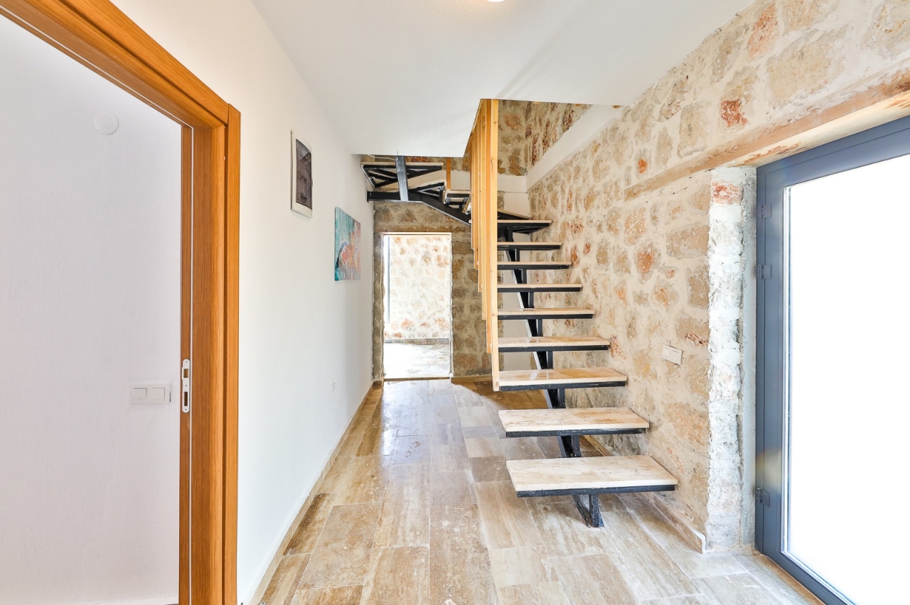 Villa Gök Gürültüsü 6