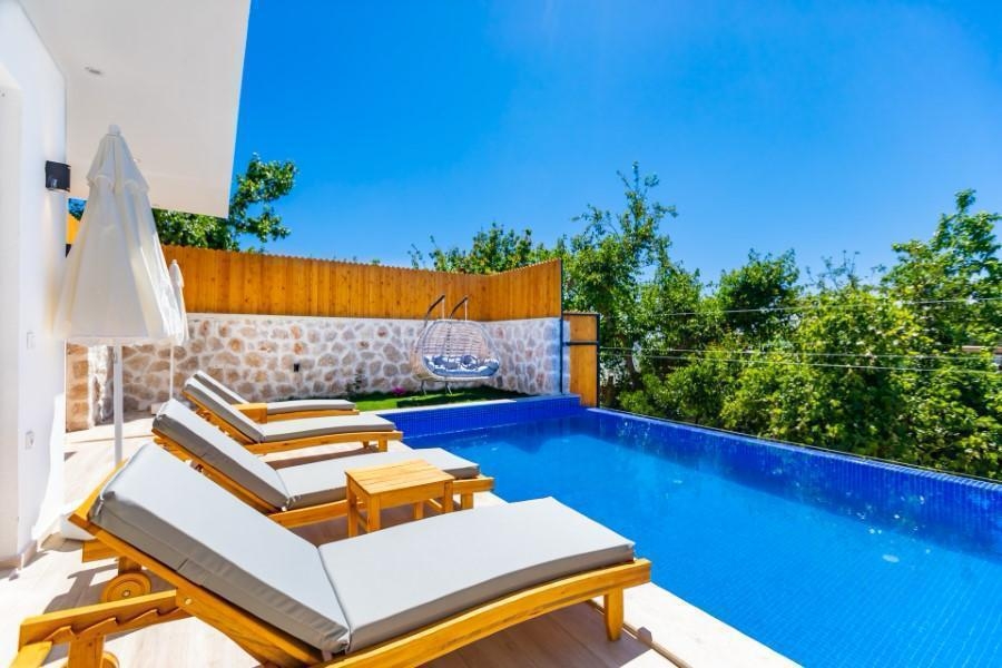 Villa Adem 2