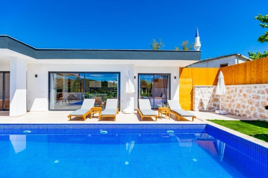 Villa Adem 2