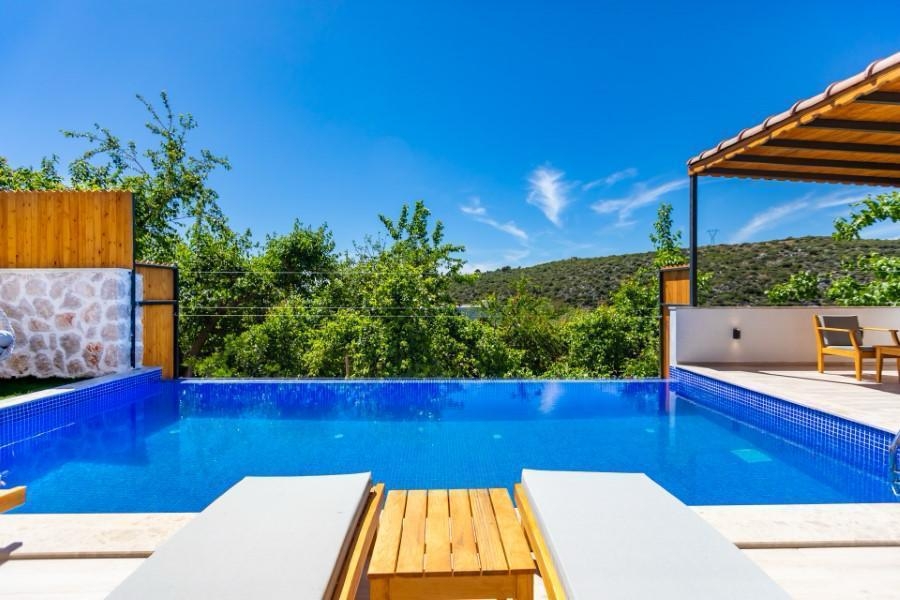 Villa Adem 2
