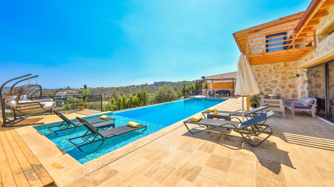 Villa Gök Gürültüsü 6