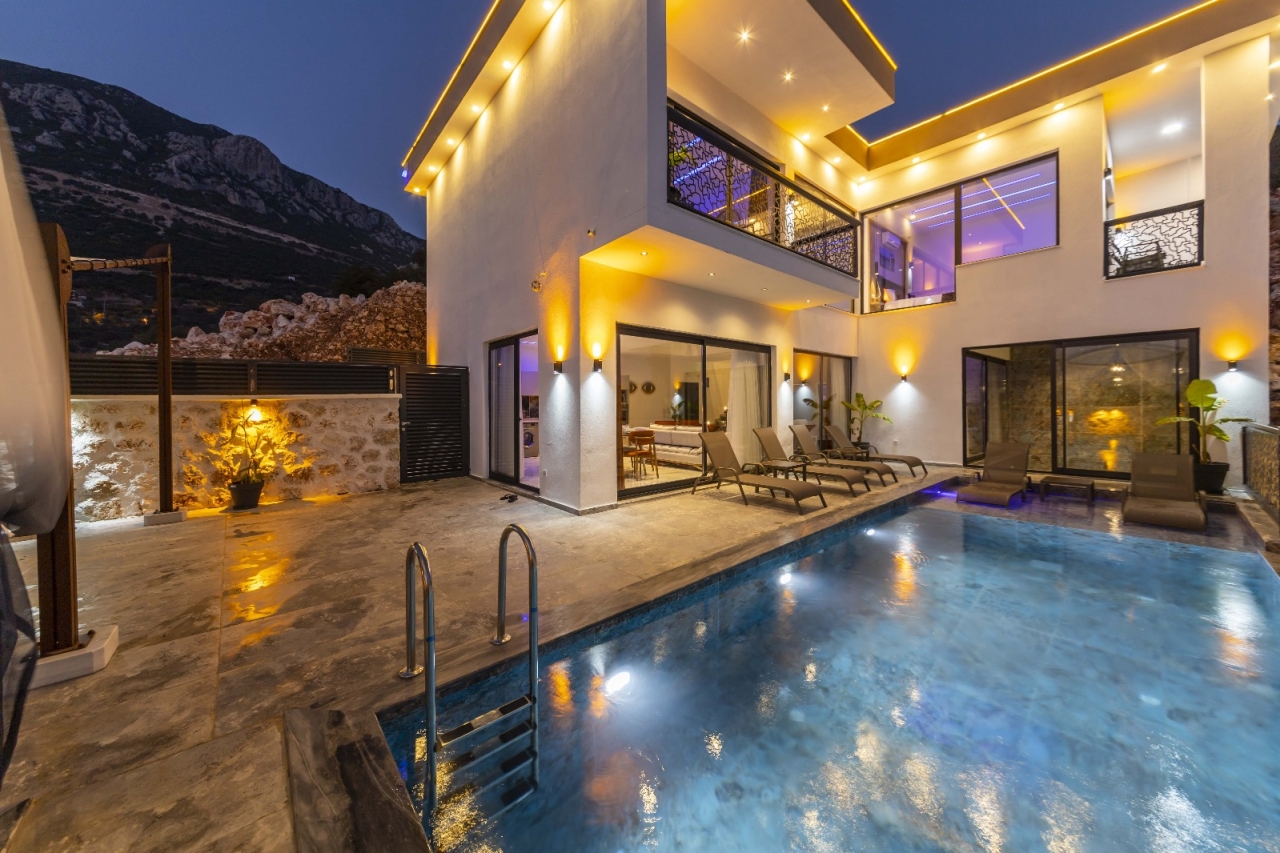 Villa Forza 4