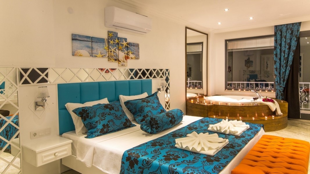 Villa Adol