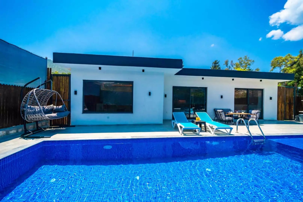 Villa Venom